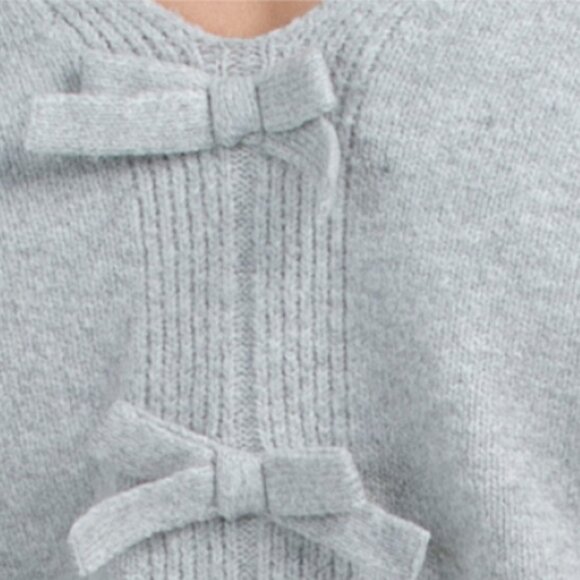 ALMOST FAMOUS Wear Me Two Ways V-neck Sweater With Bow Detailing - Picture 3 of 3